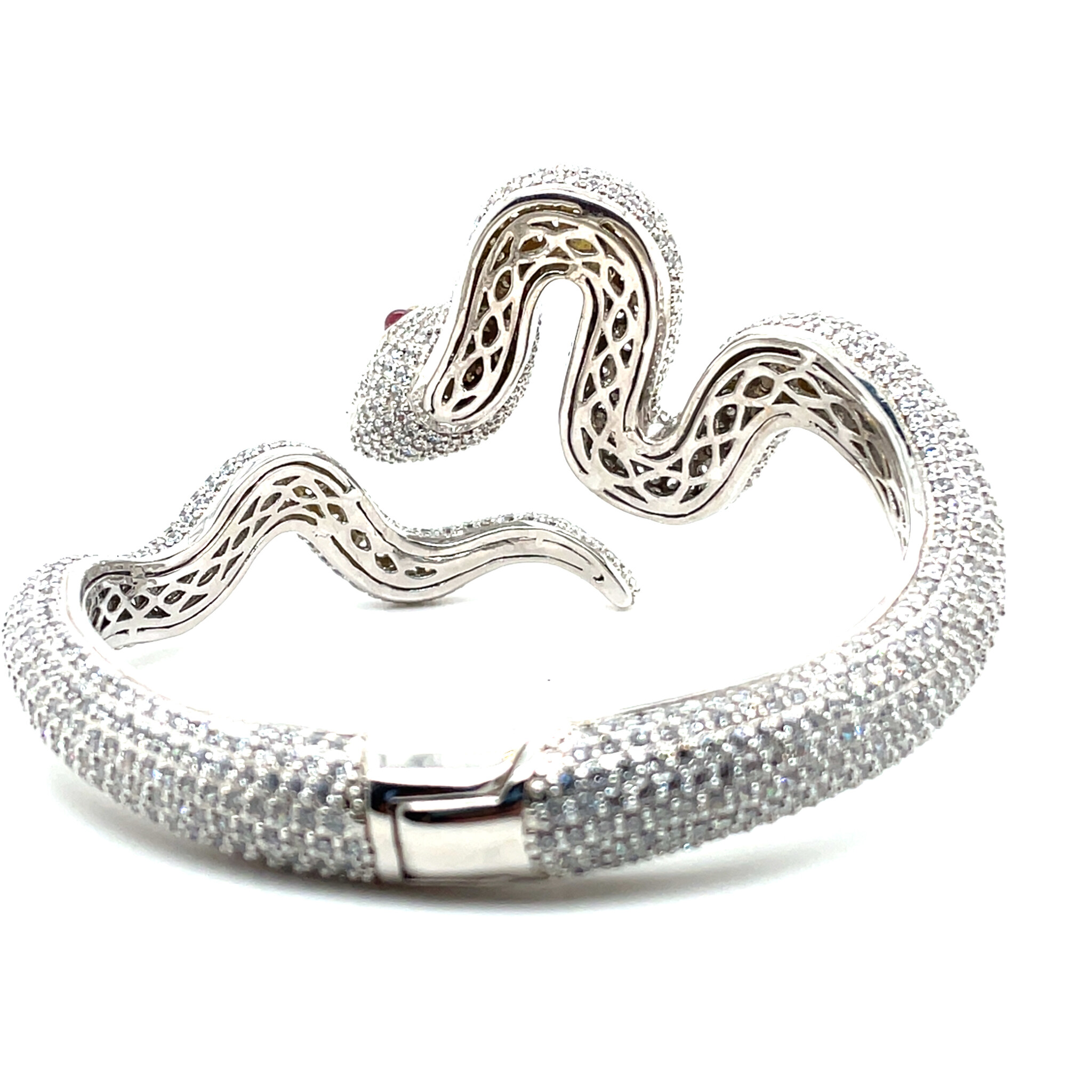 Armband vast slang met rode ogen en vol met zirkonia's-2