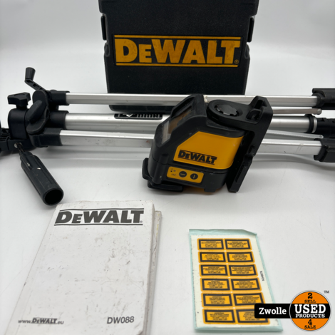 DeWALT DW088K Zelfnivellerende Kruislijnlaser - 2 Stralen - Rood