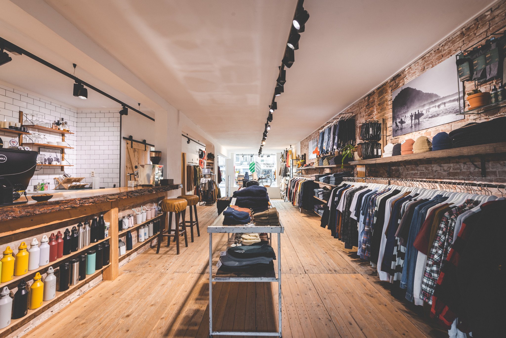 behind-the-pines-snowboard-winkel-amsterdam-streetwear