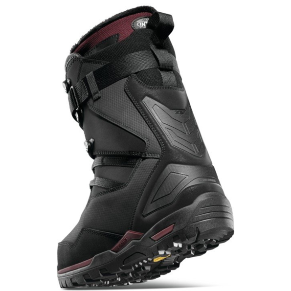 32 tm sales two snowboard boots