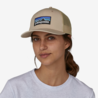 Patagonia Patagonia P-6 Logo Trucker Hat Oar Tan / Classic Tan Patagonia Patagonia P-6 Logo Trucker Hat Oar Tan / Classic Tan