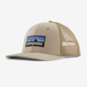 Patagonia Patagonia P-6 Logo Trucker Hat Oar Tan / Classic Tan Patagonia Patagonia P-6 Logo Trucker Hat Oar Tan / Classic Tan