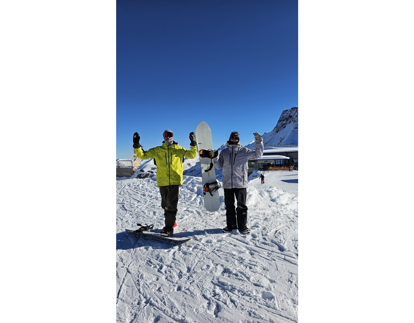 United Shapes Horizon Snowboard | Behind The Pines - Behind United Shapes Horizon Snowboard | Behind The Pines - Behind