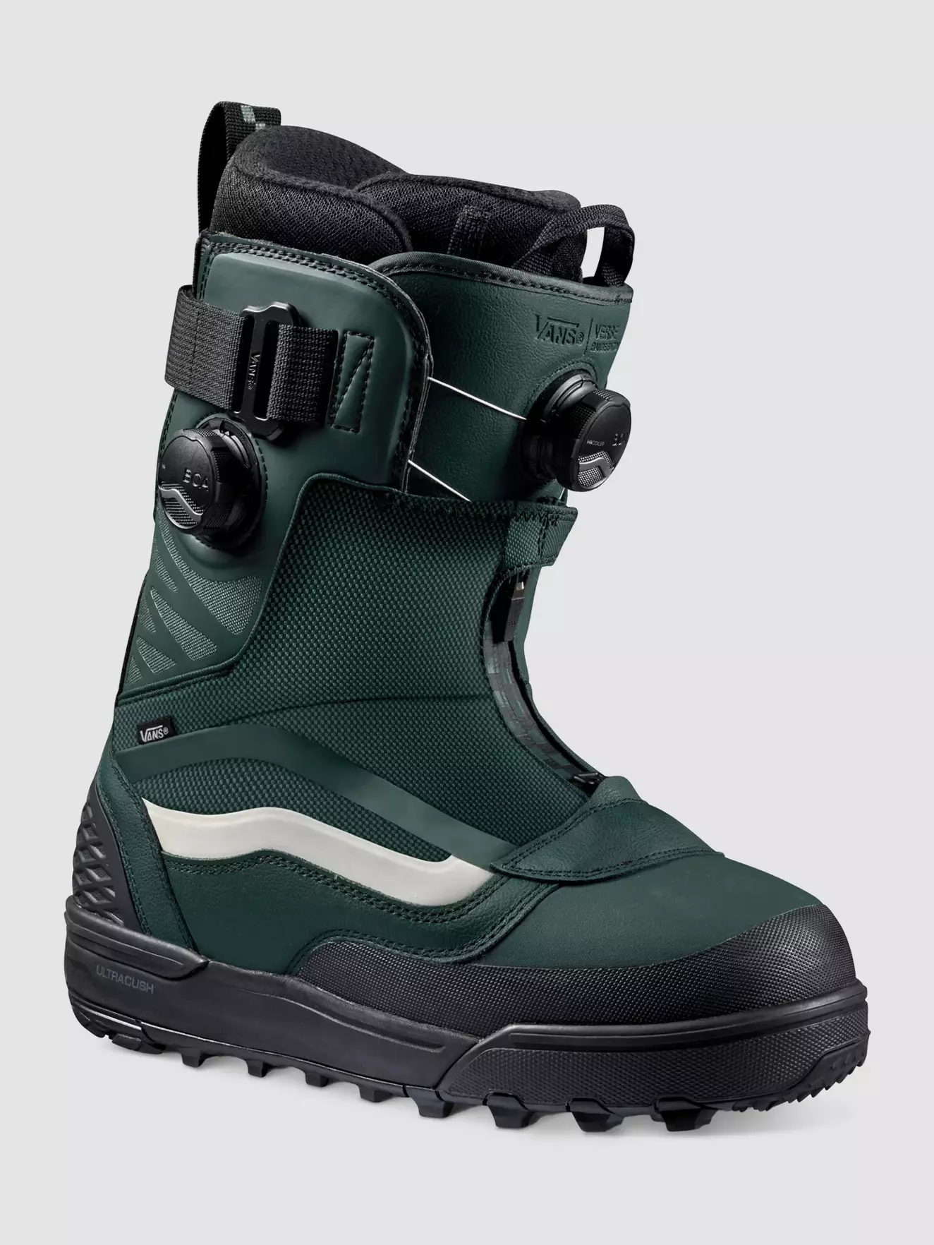 Conquer all mountain terrains with the Vans Verse Range Edition snowbo
