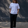Gramicci Gramicci Geared Up Tee Grijs - Eco Katoenen T-shirt met Grafische Print Gramicci Gramicci Geared Up Tee Grijs - Eco Katoenen T-shirt met Grafische Print