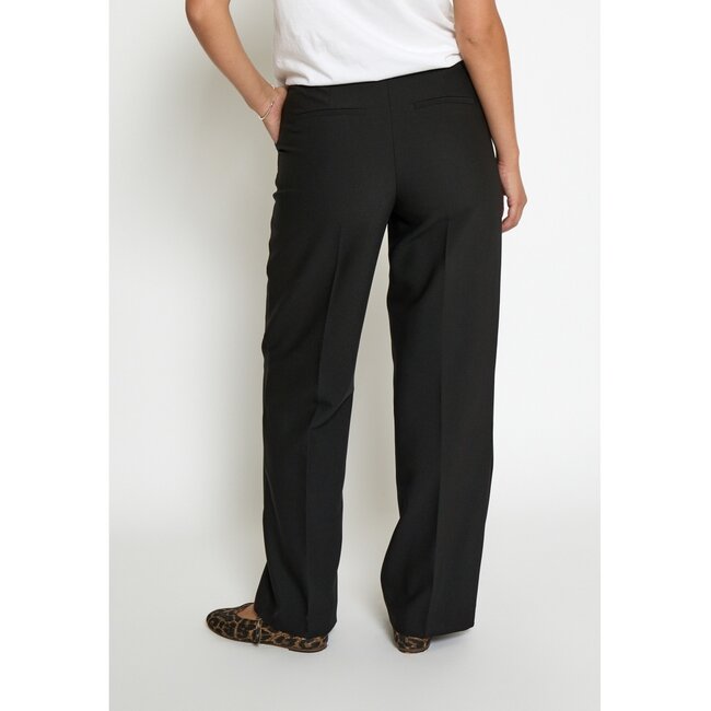 Gina Straight Pant - Black