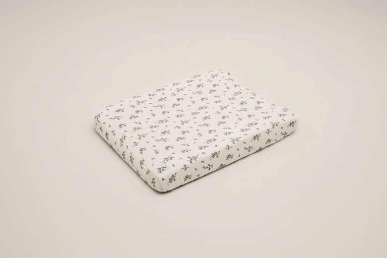 Garbo&friends Bluebell muslin changing mat cover