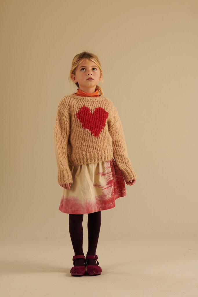 Long Live The Queen Sweater with heart beige