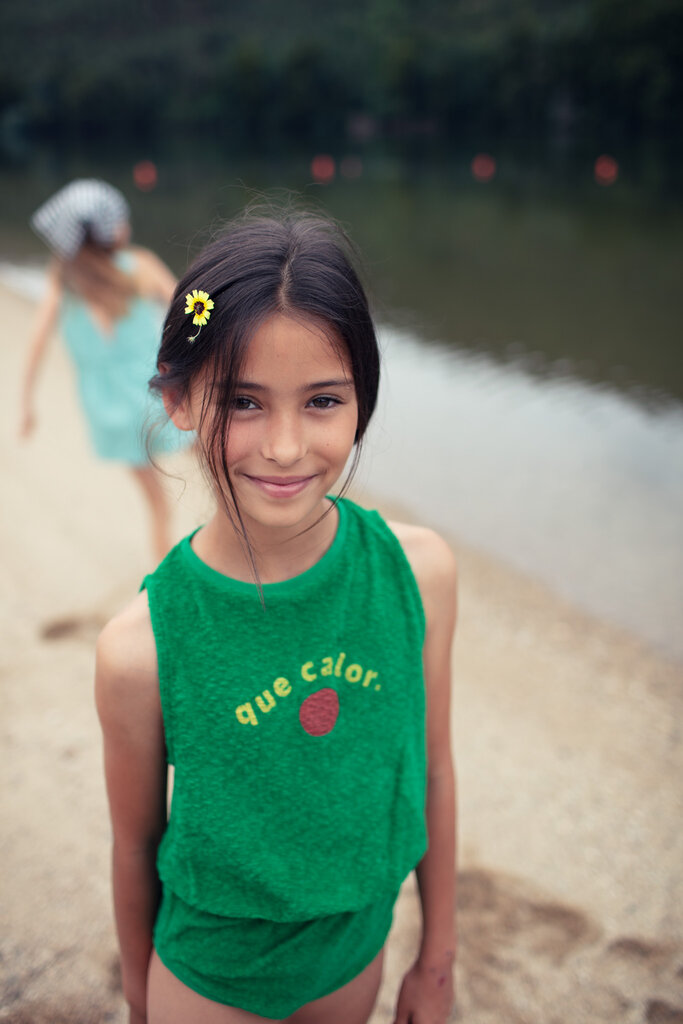 Piupiuchick playsuit | green w/ "que calor" print KID