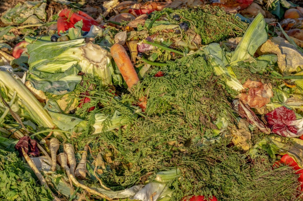 Zelf een compostbak maken met schanskorven