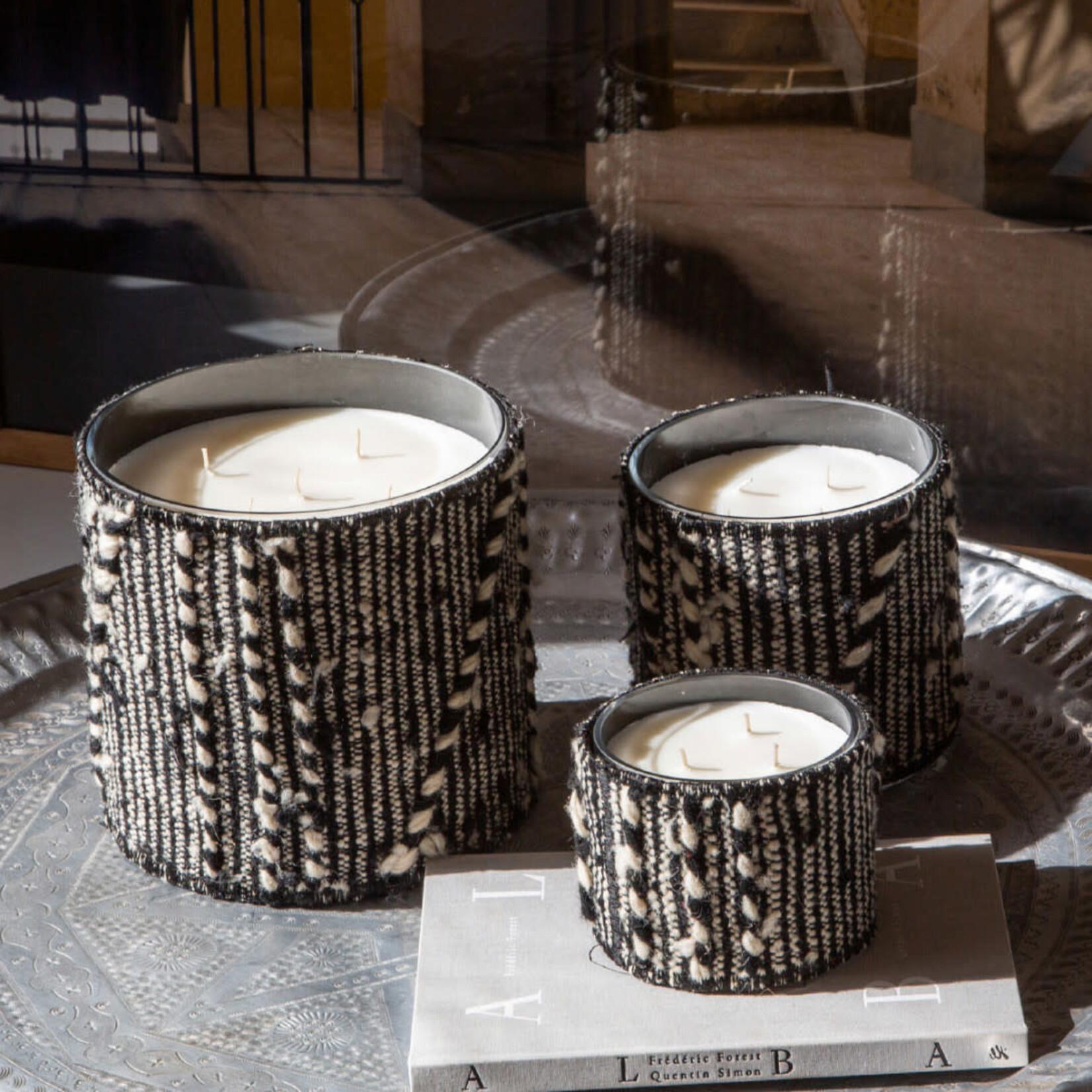 Côté Bougie Bougie Tapis Zanafi Noir Ambre