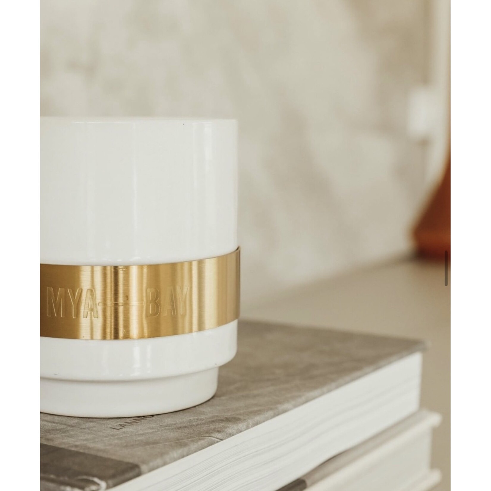 MYA BAY Nuit Blanche