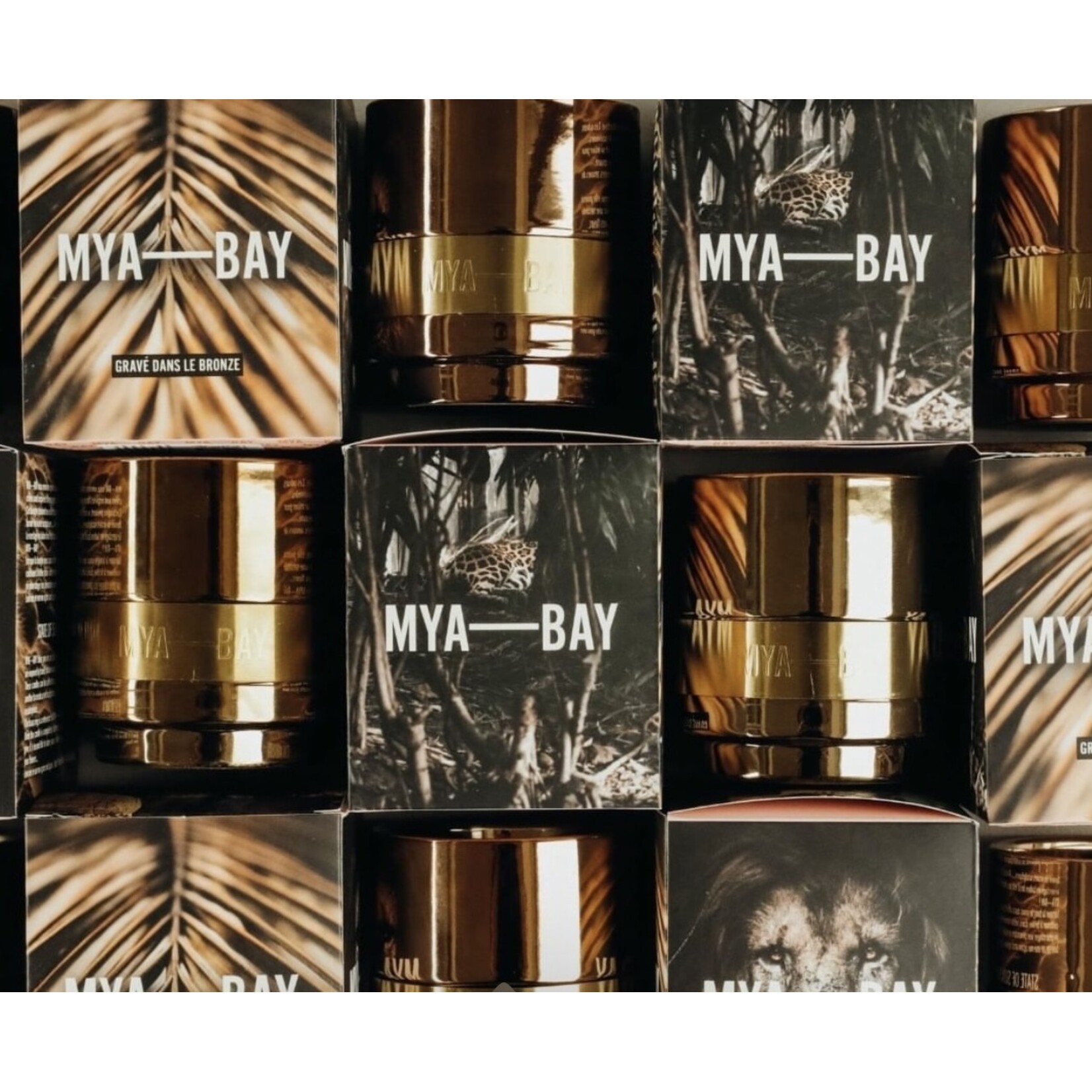 MYA BAY Gravé dans le Bronze