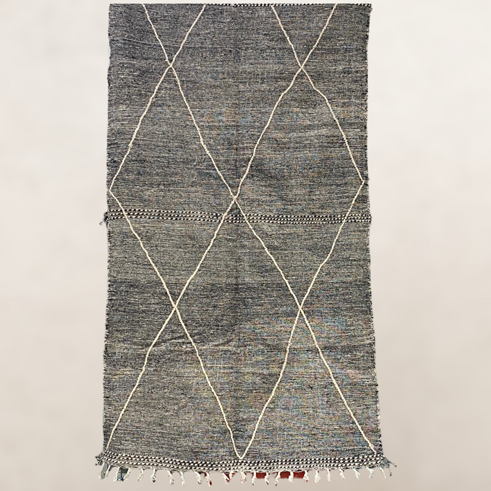 Bivouac Tapis Kilim Tissé Noir et Ecru 186*320 (332)