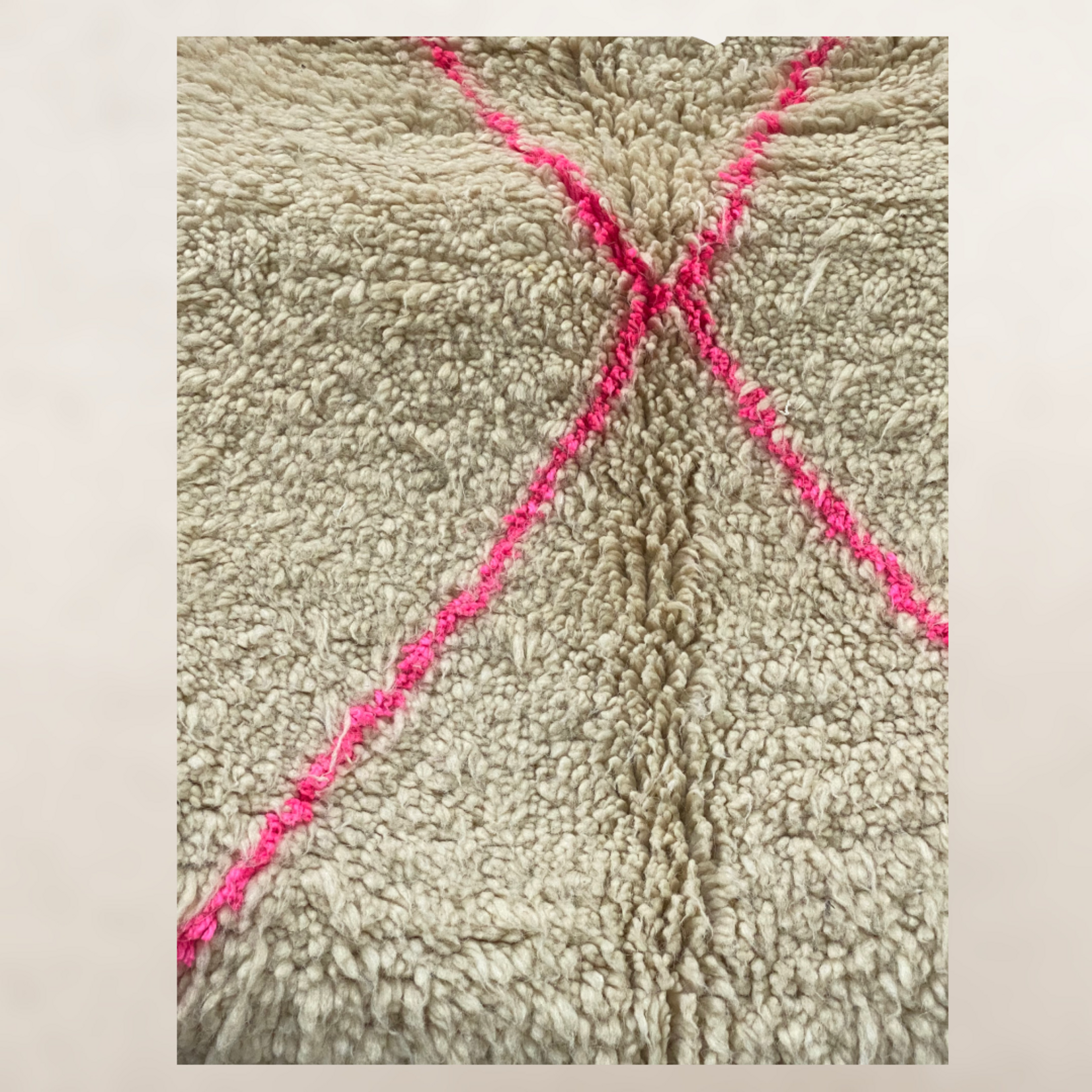 Bivouac Tapis Béni Ouarain Crème Losanges Rose Fluo 136*159 cm