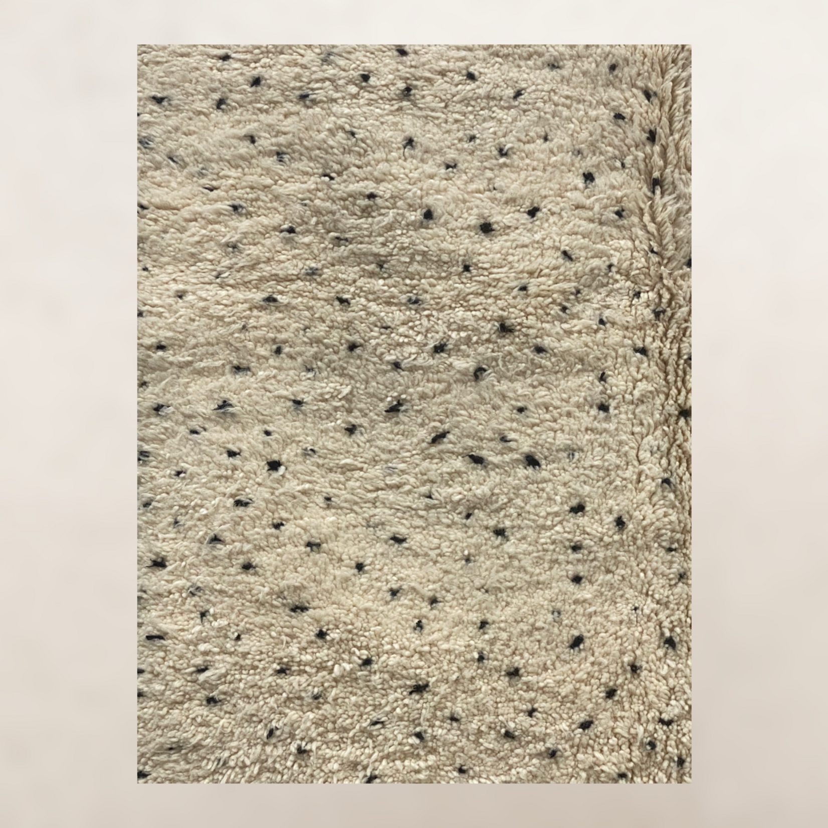 Bivouac Tapis Béni Ouarain Crème Pois Noirs Irréguliers 150*245 cm