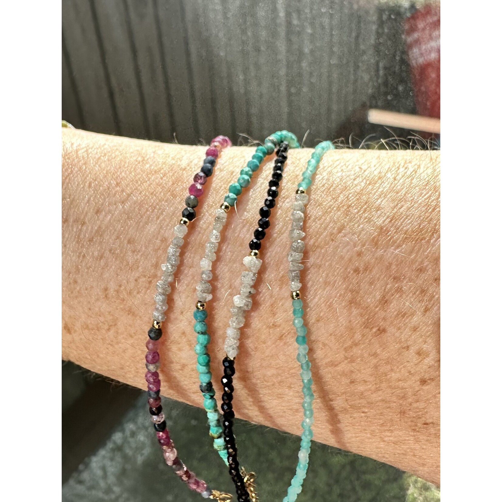 Scarlet et Lucien Bracelet Mani Pierres Semi-Précieuses et Diamants Bruts