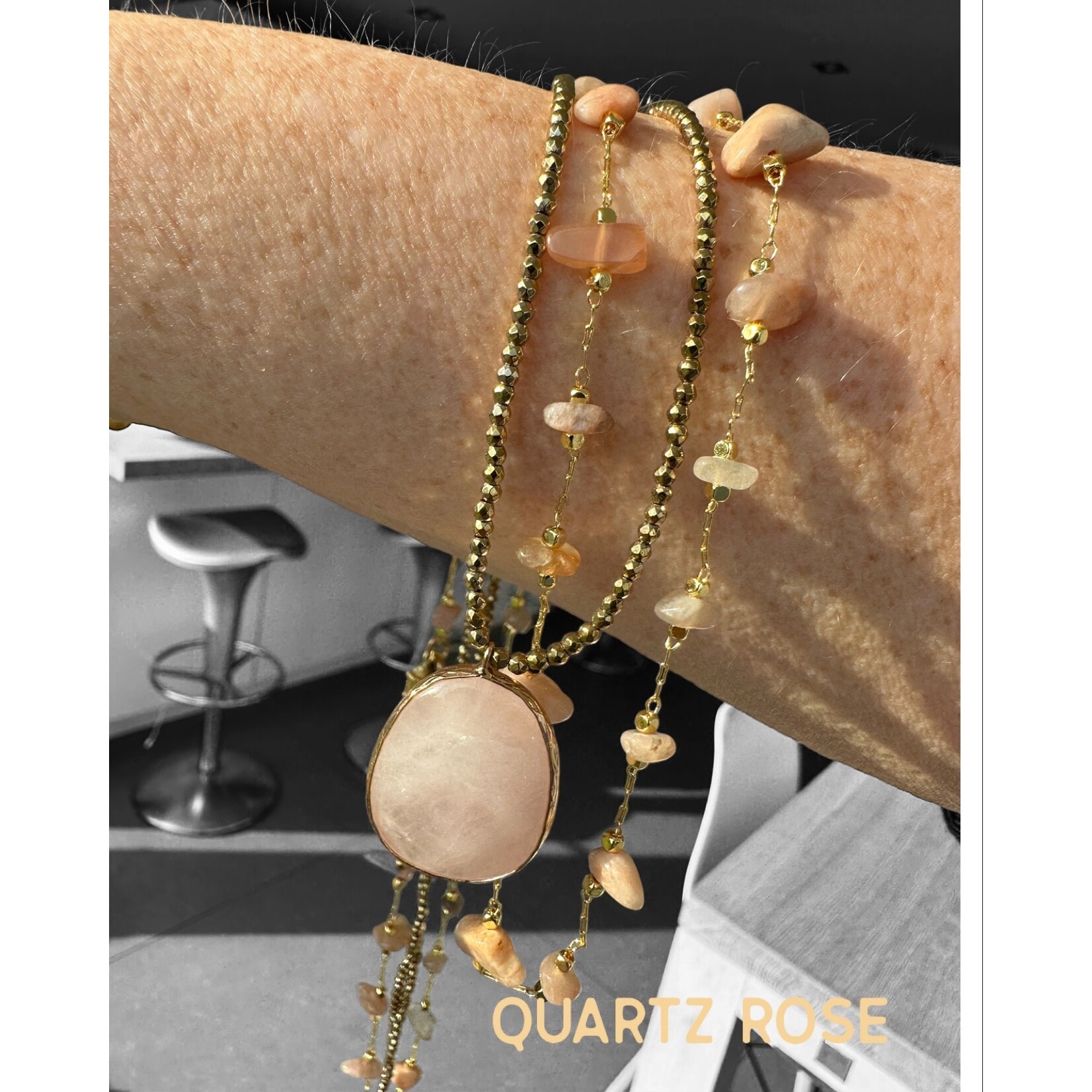 Scarlet et Lucien Sautoir Ines Hématites et Quartz Rose