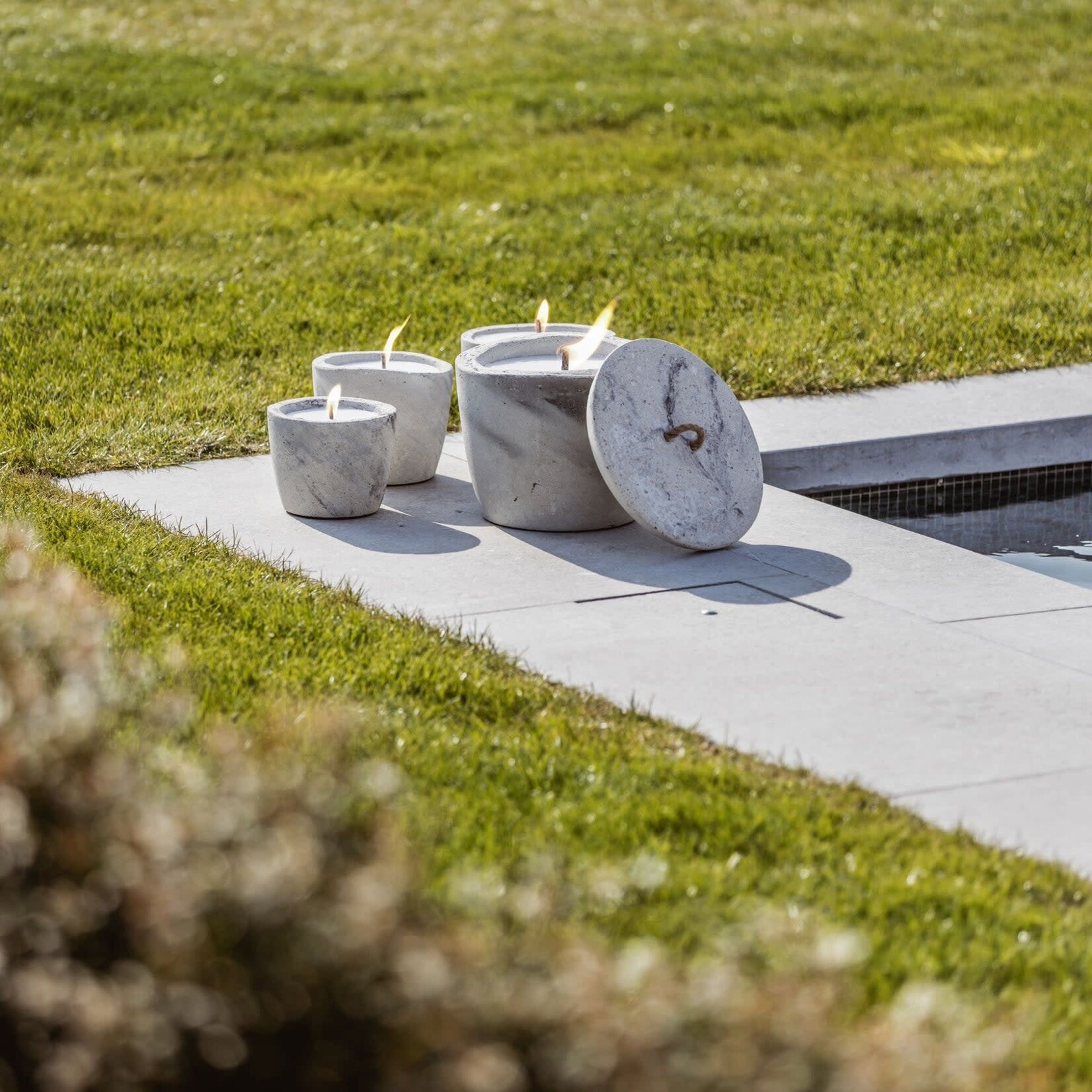 Mon Dada Bougie OUTDOOR Urban L Grey