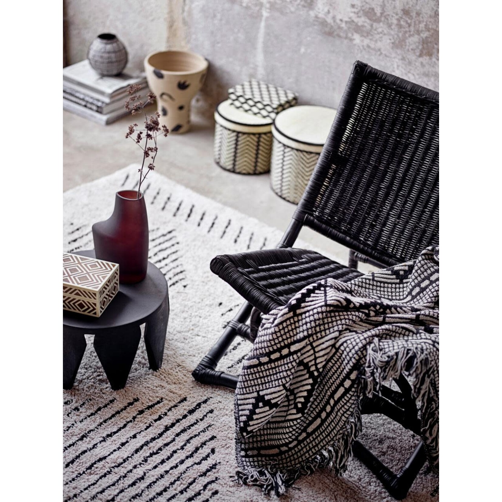 Bloomingville Gutte Plaid Coton Recyclé Noir et Naturel