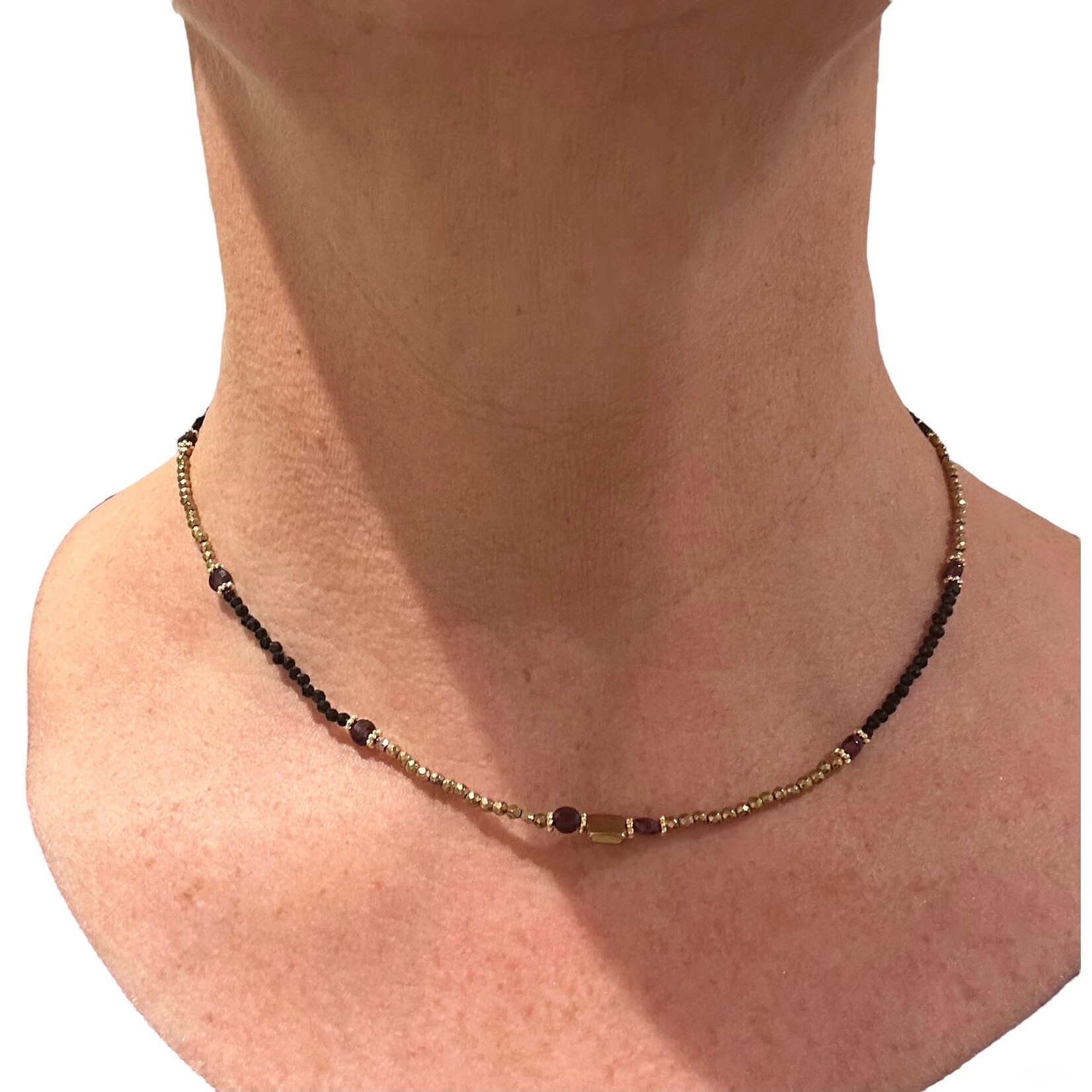 Scarlet et Lucien Collier Hamsa Onyx