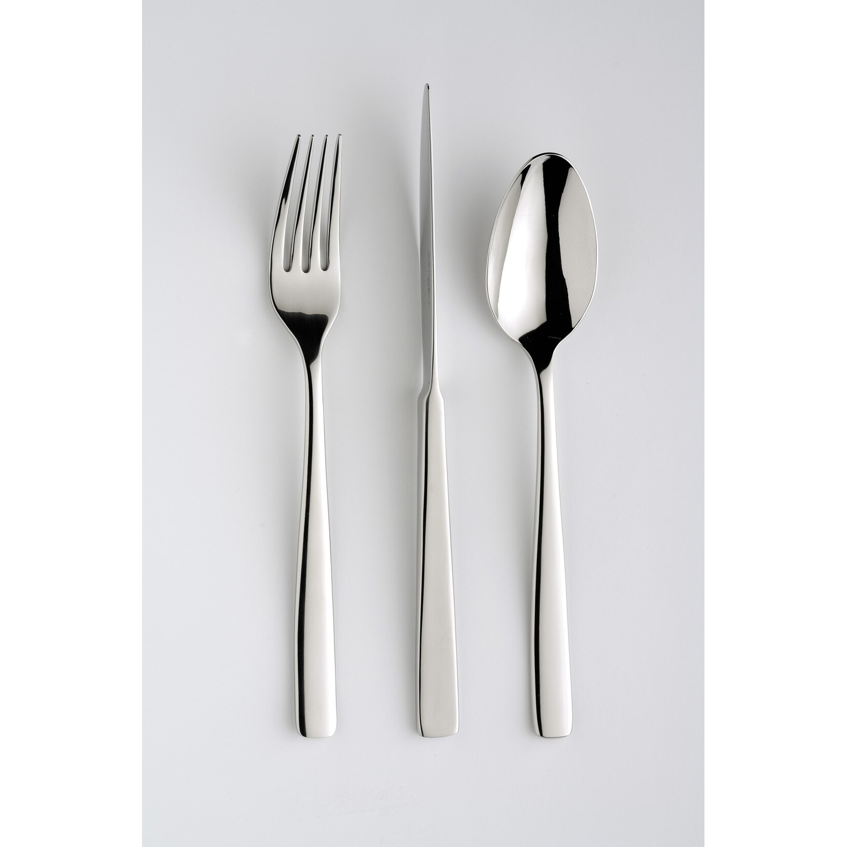 Eternum Atlantis Couteau Vertical Inox 18/10 Poli Ménagère Couverts 24 pièces