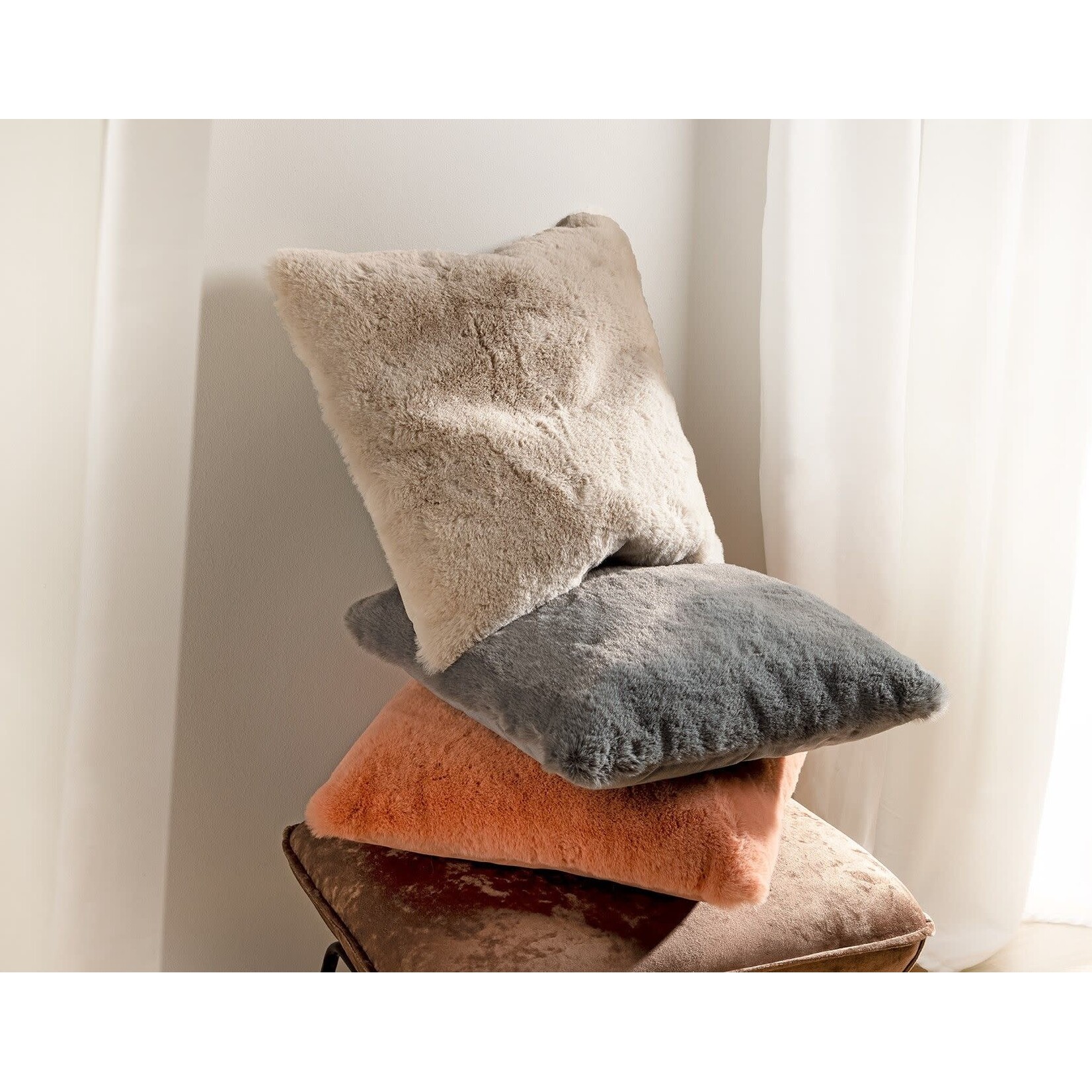 Bivouac Coussin Fourrure Pumice Stone 45*45