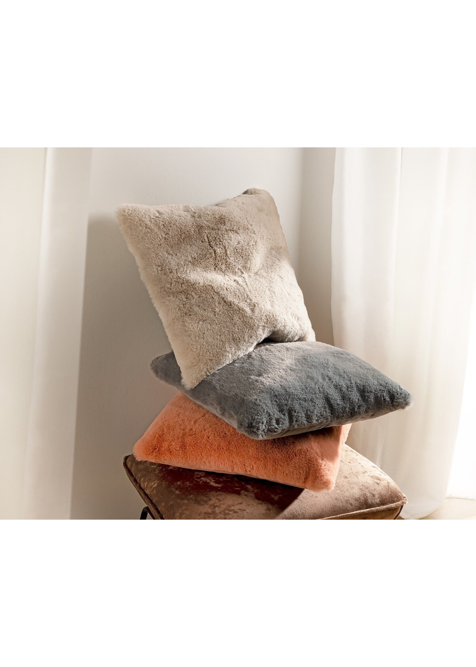 Bivouac Coussin Fourrure Pumice Stone 45*45