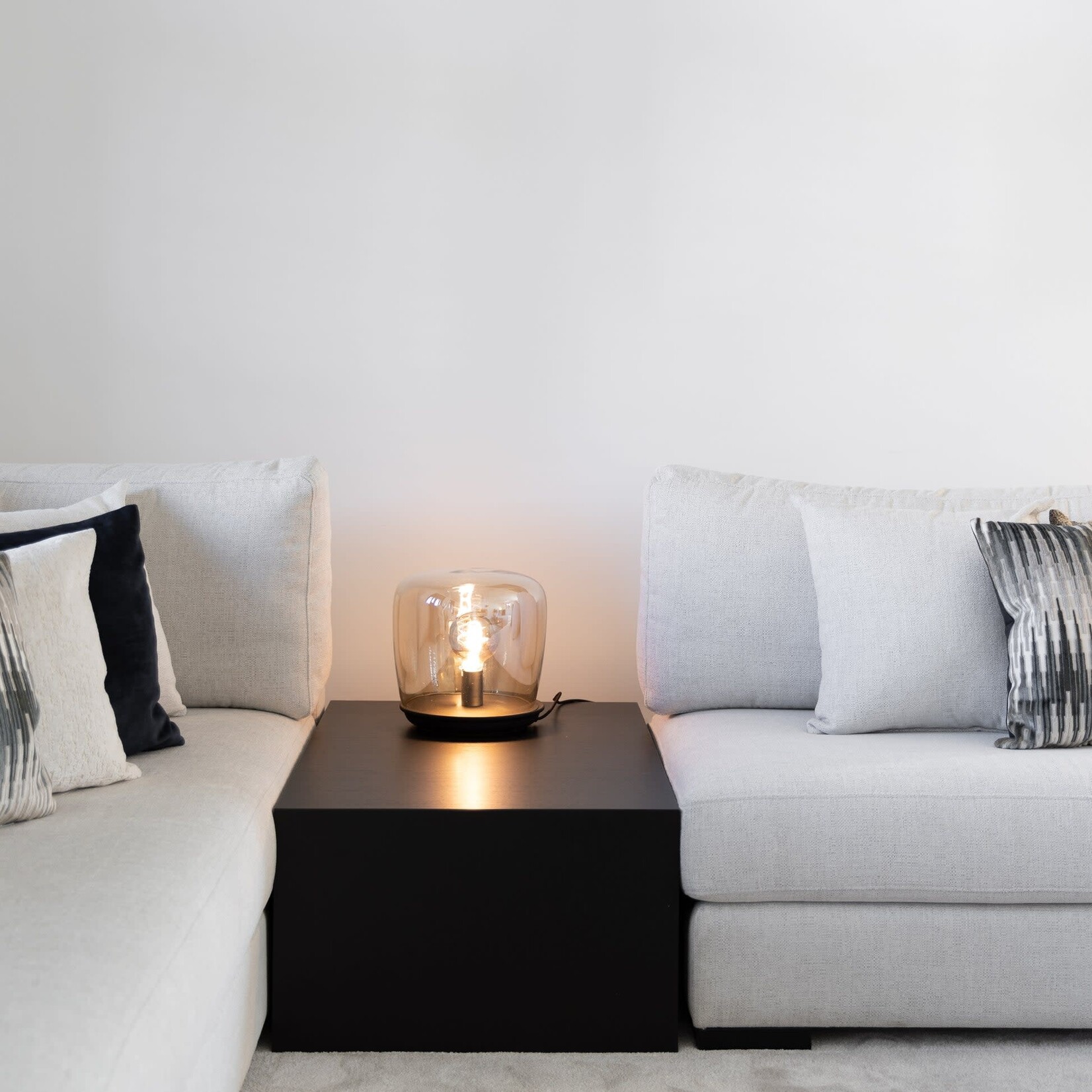 Lampe de Table Unami Noir Verre Fumé SANS AMPOULE