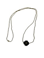 Scarlet et Lucien Sautoir Flower Elastique Hématite et Onyx