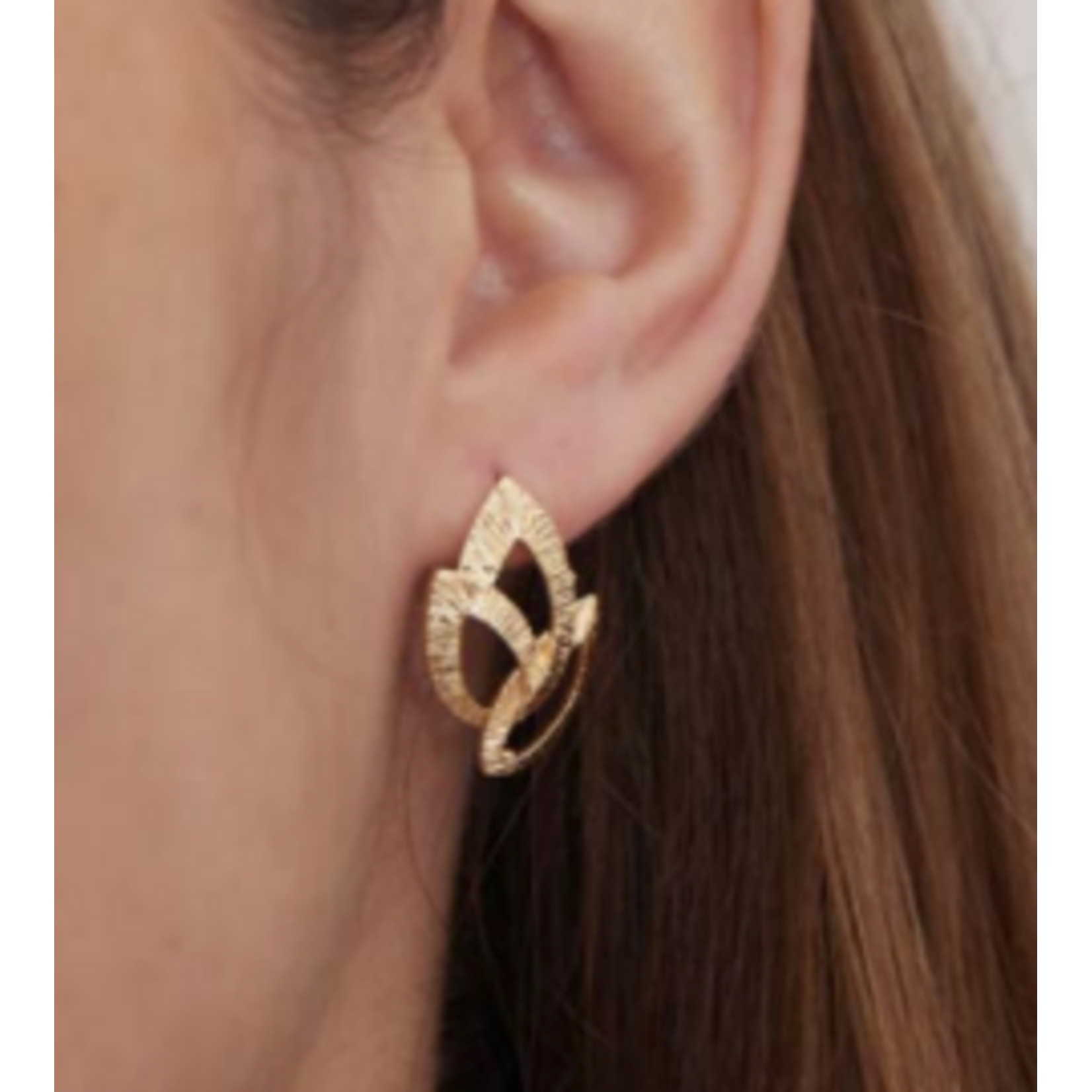 By 164 Boucles d'Oreilles Fleurs à la paire