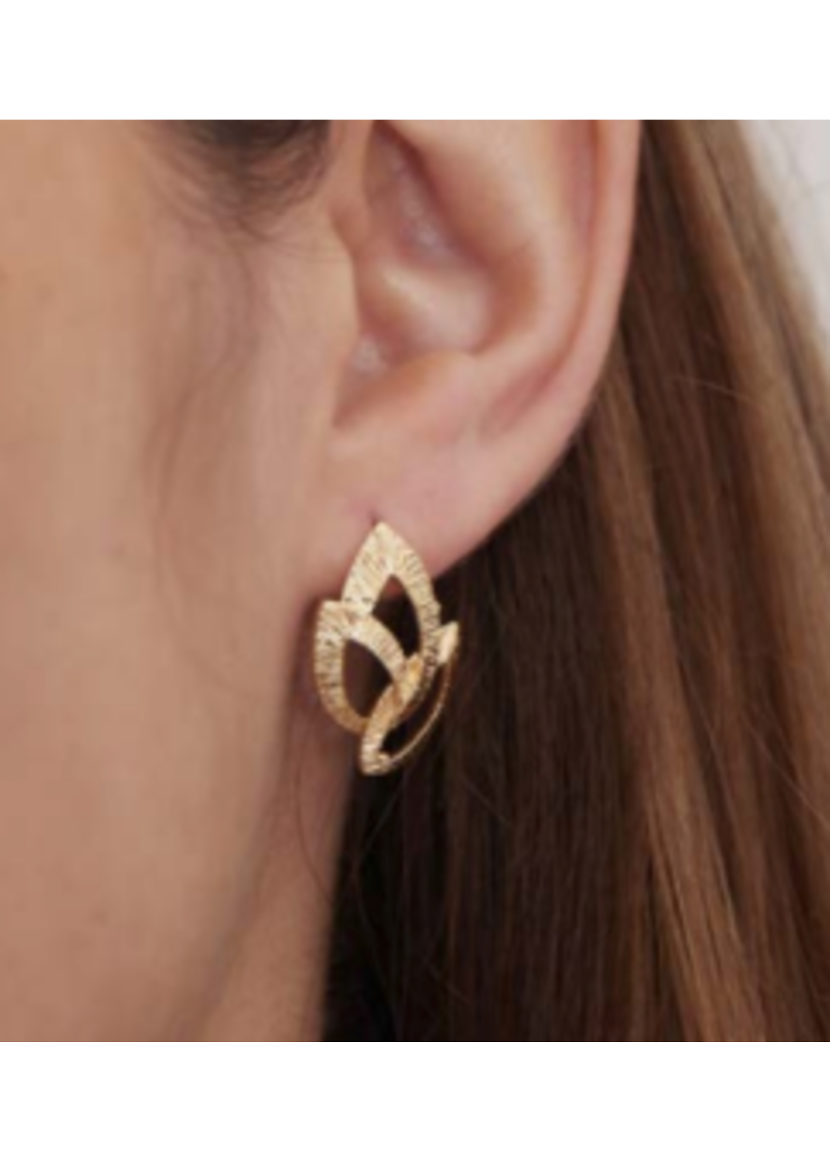 By 164 Boucles d'Oreilles Fleurs à la paire