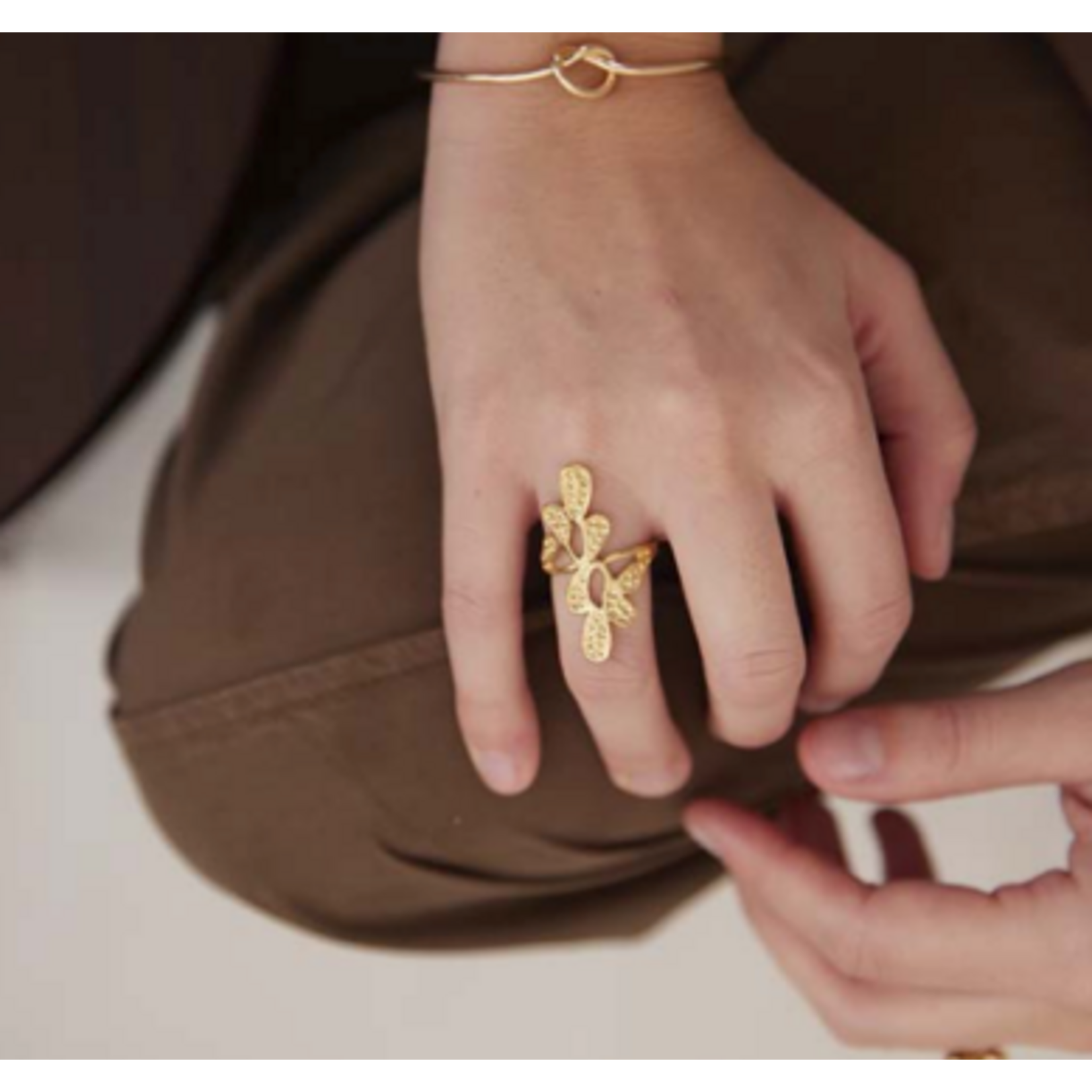 By 164 Bague Branche