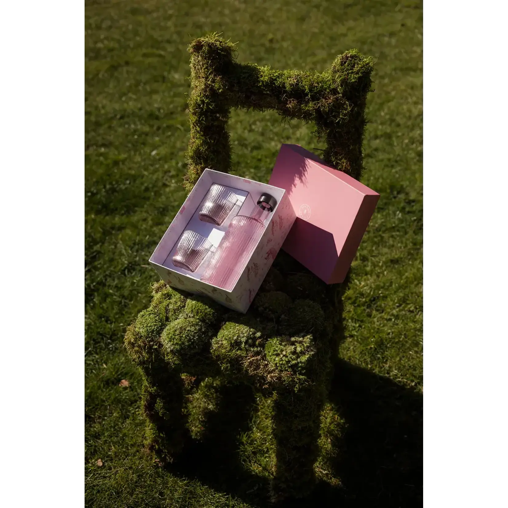 Paveau Gift Set Bouteille Striée Verre Paveau + 2 Verres Pink