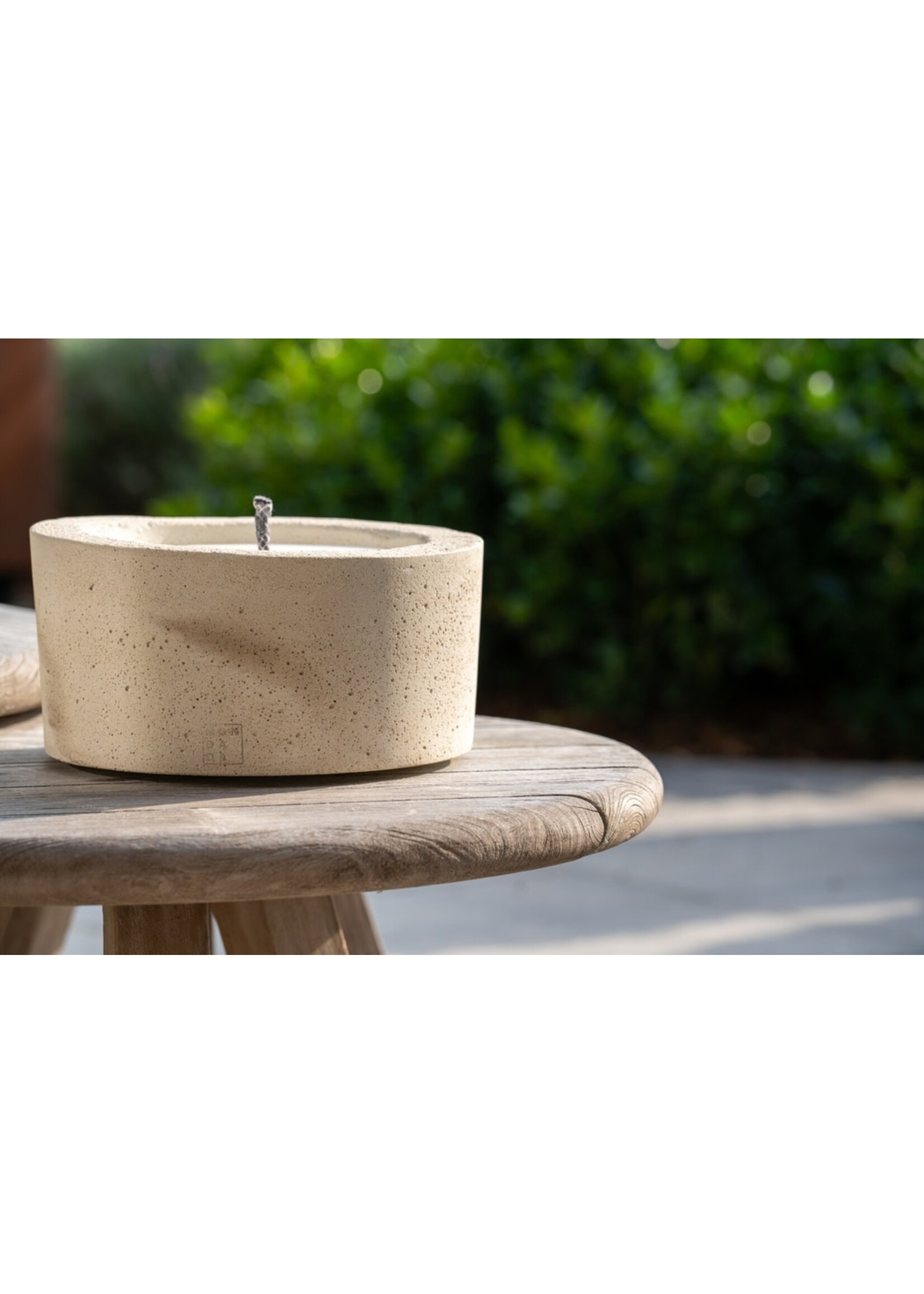 Mon Dada Mon Dada Bougie Outdoor Urban Table Three Ecru