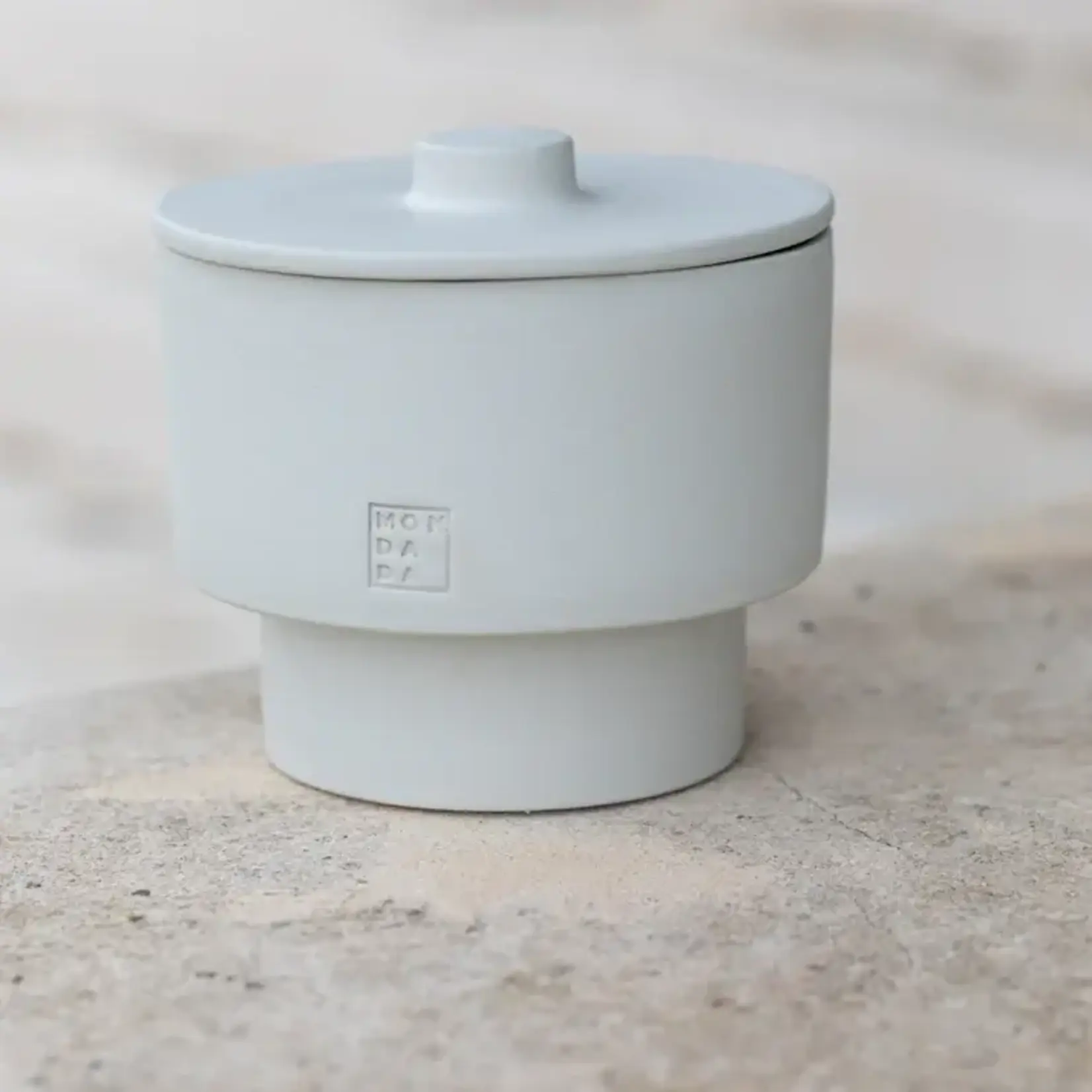 Mon Dada Mon Dada Bougie Outdoor June Dover Three + couvercle