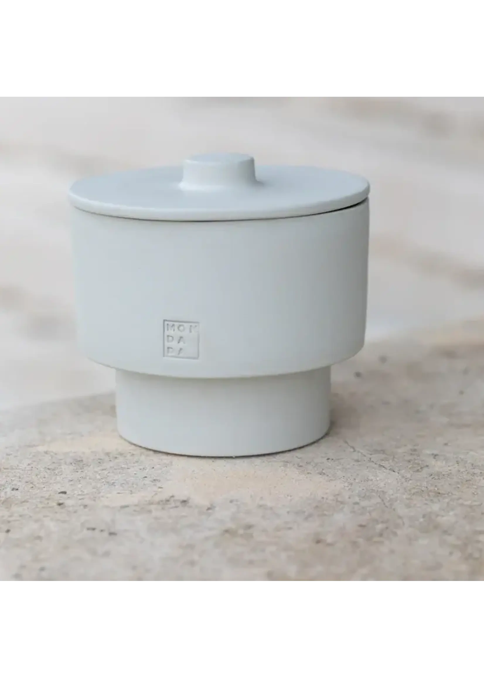 Mon Dada Mon Dada Bougie Outdoor June Dover Three + couvercle