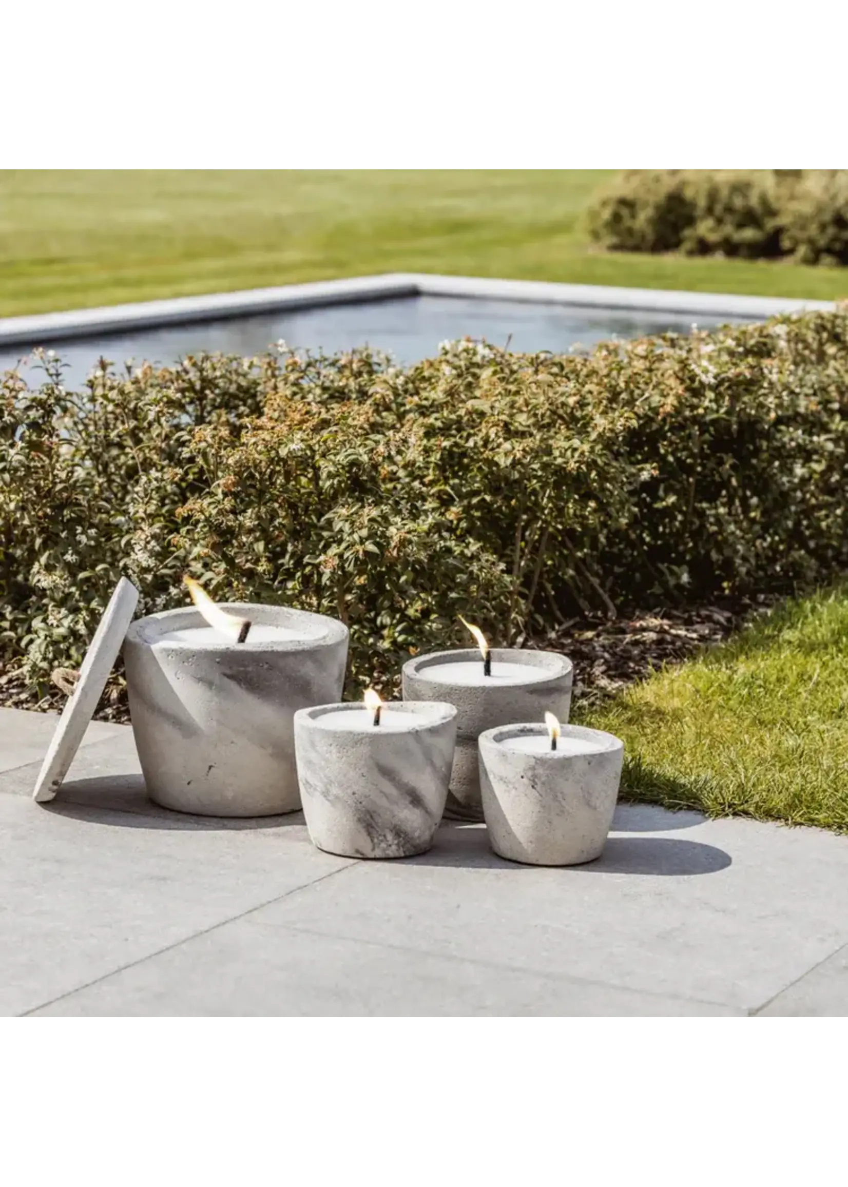 Mon Dada Mon Dada Bougie Outdoor Urban Small Ecru + Couvercle