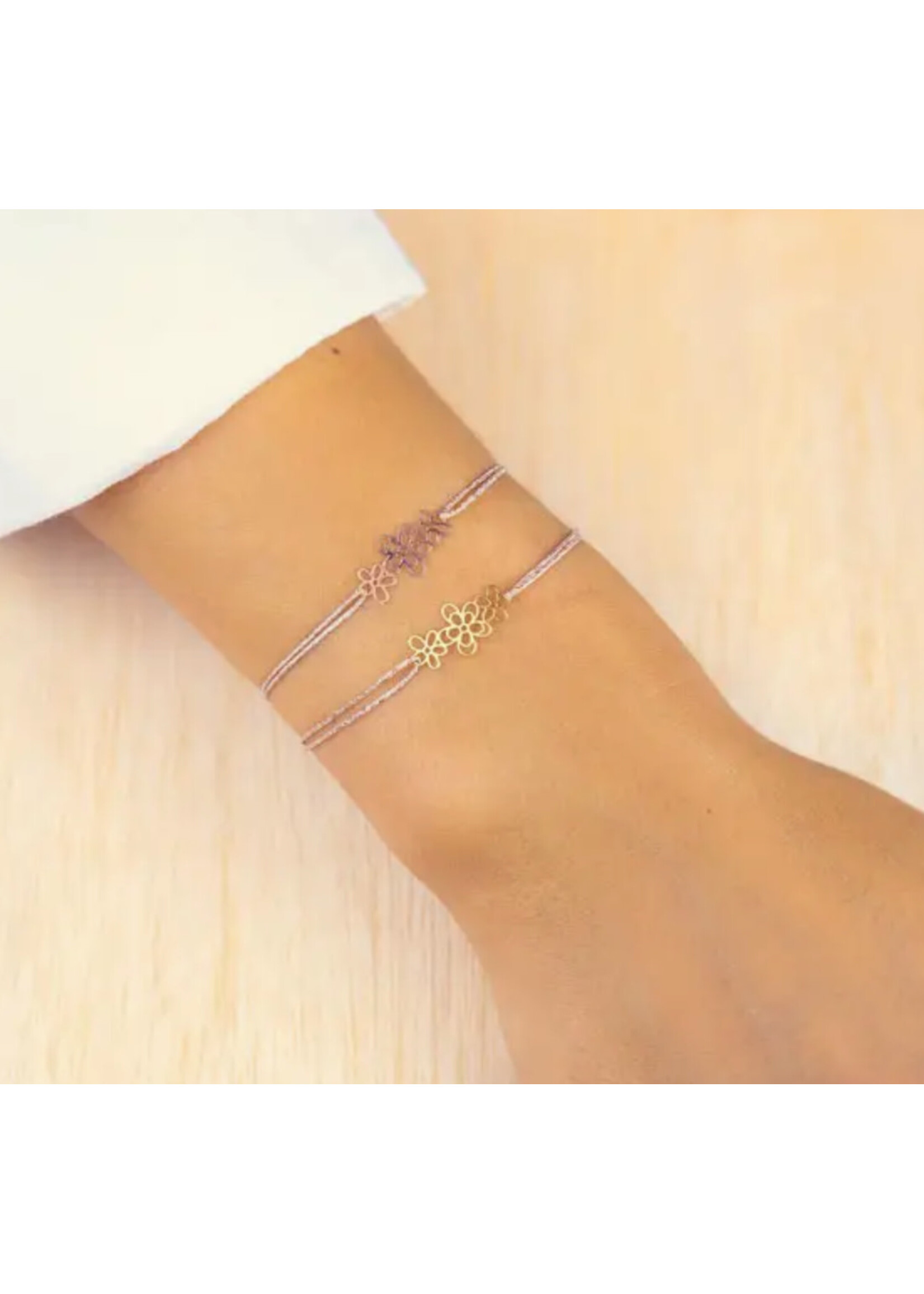 Sophie Deschamps Bracelet Fil Flore Filigrane