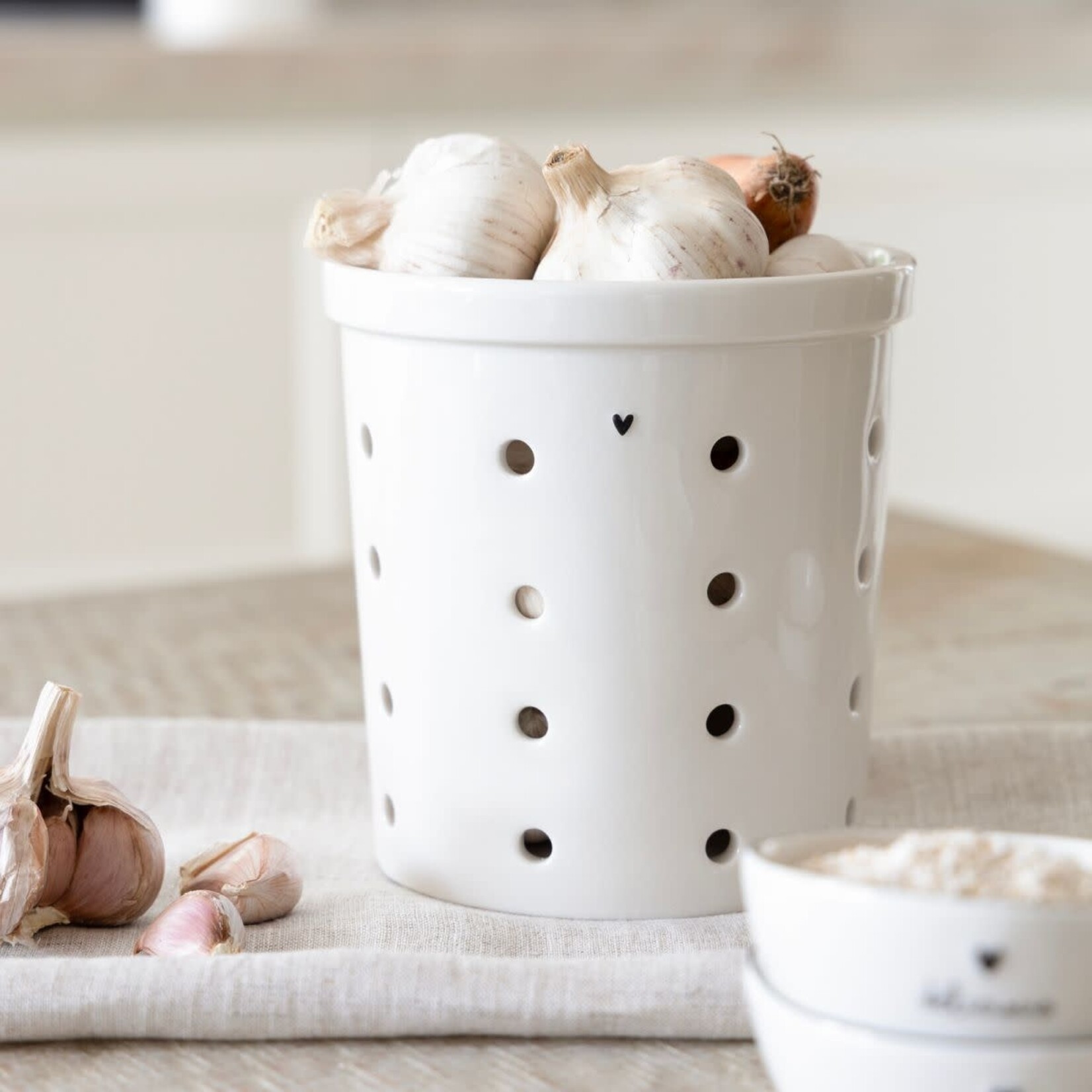 Bastion Collections Porte Aïl Oignons Ustensiles