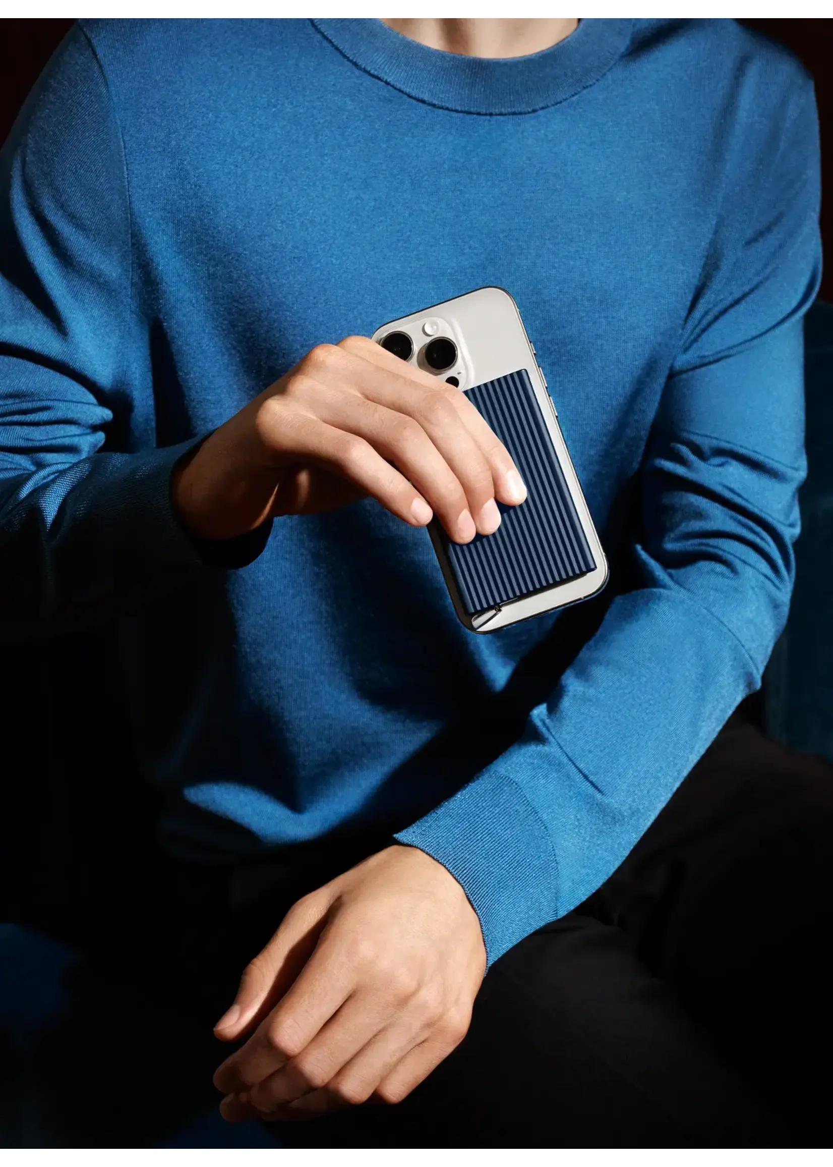 Secrid CardProtector Fluted for Magsafe Navy