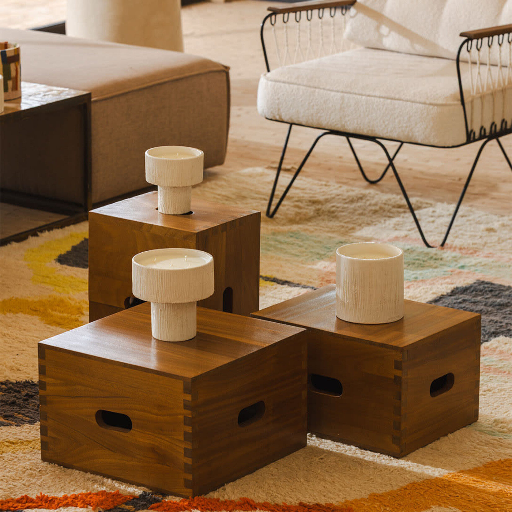 Côté Bougie Bougie Céramique Striée Blanche Fleur d'Oranger