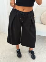 Bermuda jogger Mia JS2330 zwart