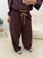 Track pants Zoey 23661 burgundy