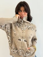 Bandana print vest Ashley 15835 beige