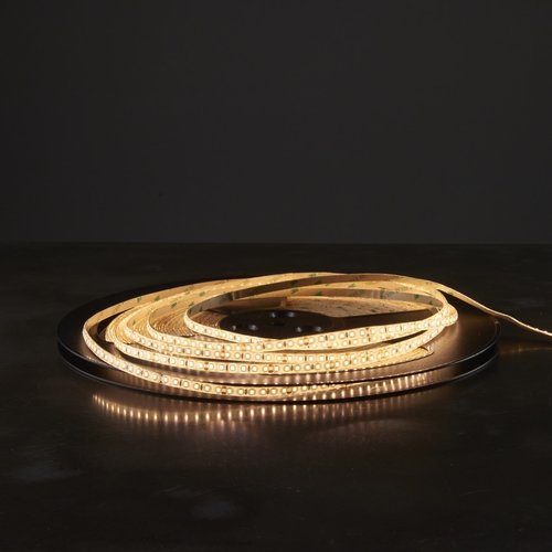 Orion65 LED 3000K 9.6W/M 30M Orion65 LED 3000K 9.6W/M 30M