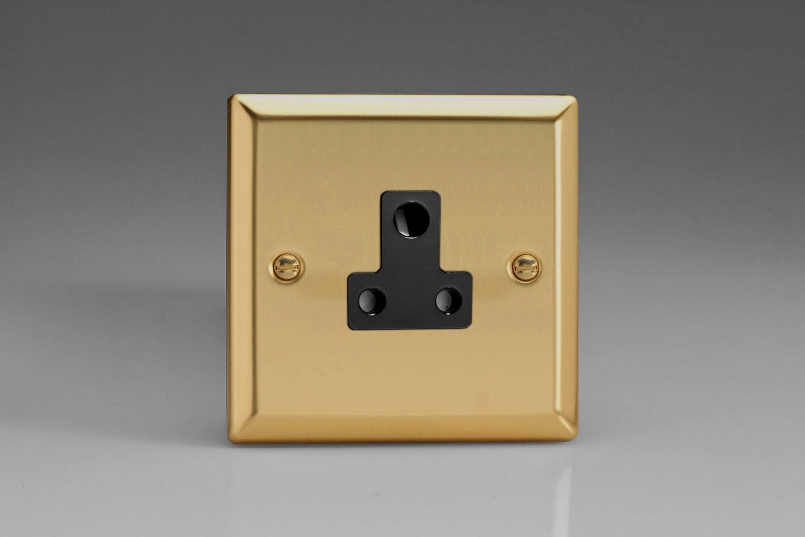 Varilight Classic 1-Gang 5A Round Pin Socket Black Victorian Brass ...