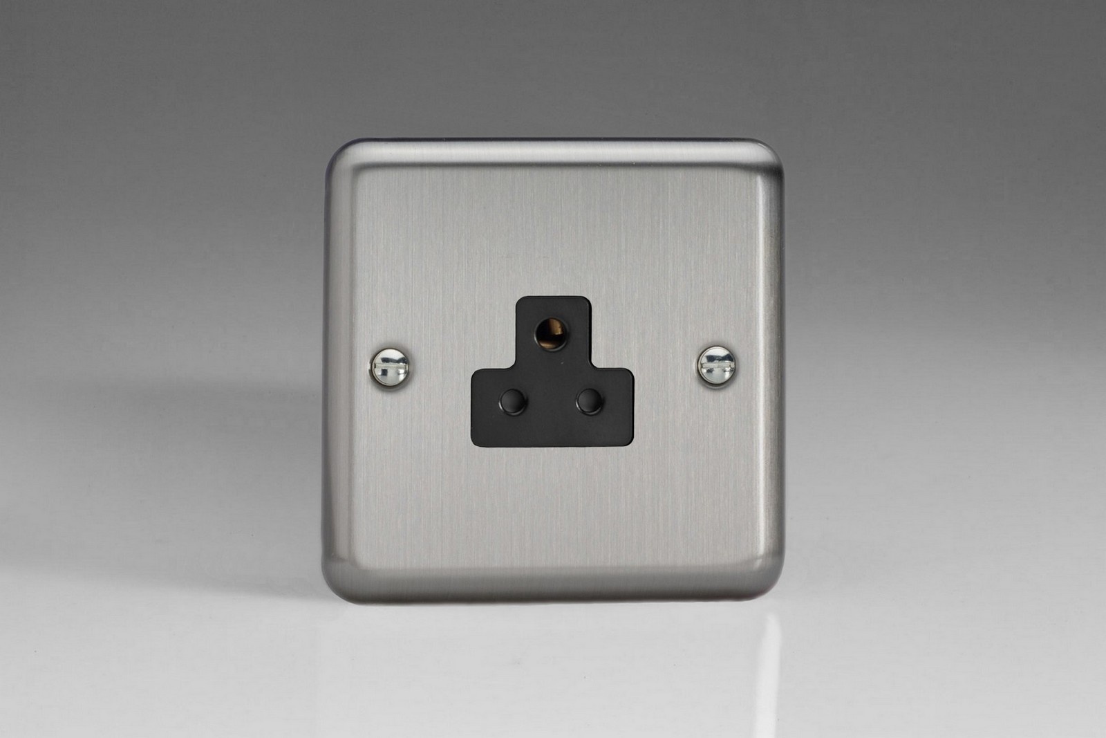 Varilight Classic 1-Gang 2A Round Pin Socket Black Matt Chrome Black ...
