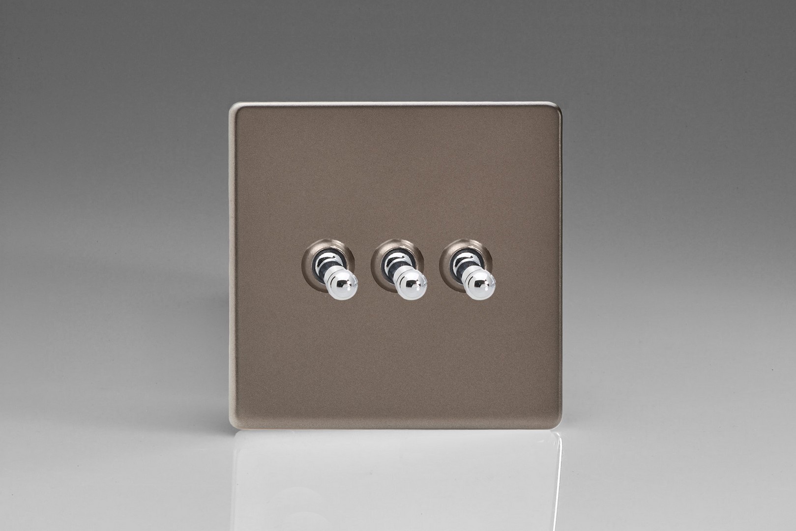 Varilight Screwless 3-Gang 10A 1- or 2-Way Toggle Switch Decorative ...