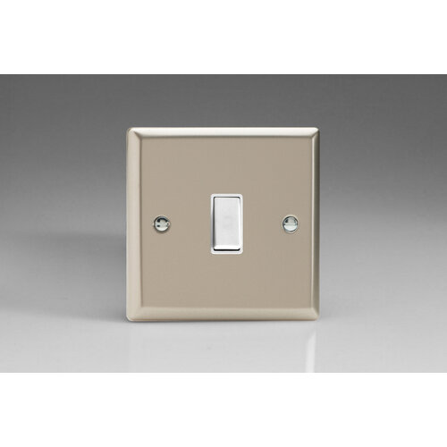 Varilight Classic 1-Gang 10A Retractive Switch White Satin White Rocker Varilight Classic 1-Gang 10A Retractive Switch White Satin White Rocker